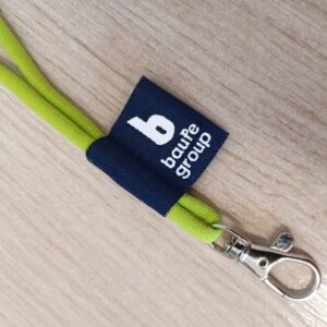 Kordel Lanyards mit gesticktem Logo auf Label und Metallhaken