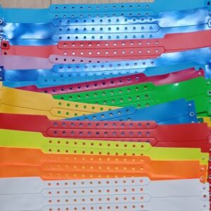 Restposten von Eintrittsbänder Vinyl in diversen Farben und Varianten zum Sonderpreis