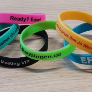 Armreife aus Silikon (Gummi), bedruckt als giveaway in diversen Farben