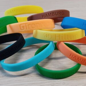 Gummiarmbänder (Silikon) mit Logo geprägt