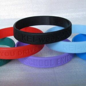 Silikonarmbänder mit Tiefen-Prägung personalisiert Silikonarmbänder mit Tiefen-Prägung personalisiert